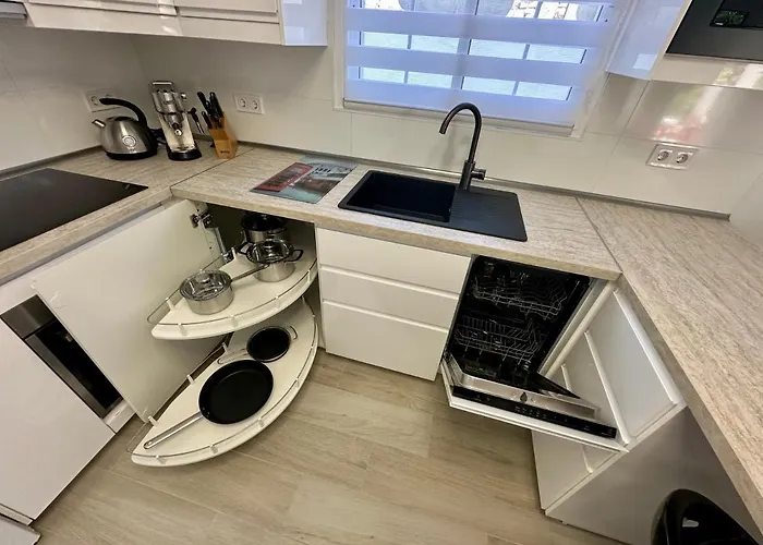 Modern Duplex 50m From The דירה פלאיה דל קורה